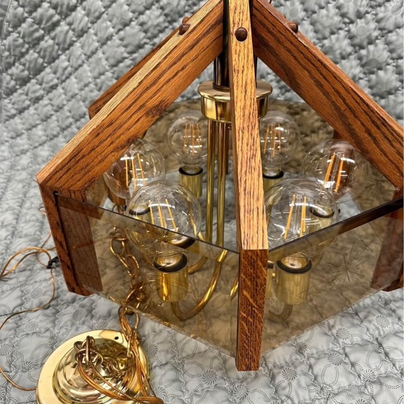 Vintage Montreal Light Fixture - Picture 4 of 4